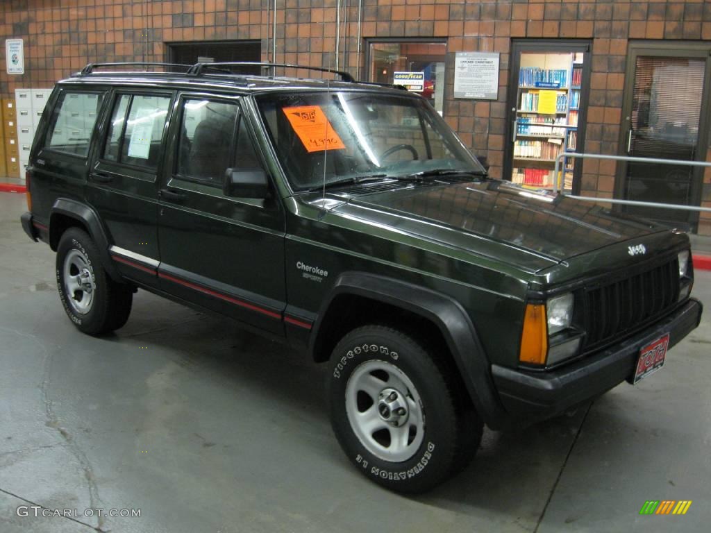 Moss Green Pearl Jeep Cherokee