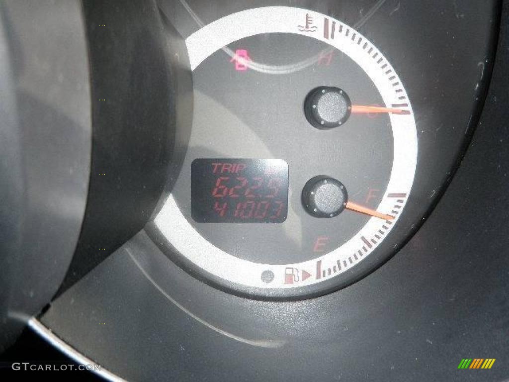 2004 MAZDA3 s Hatchback - Titanium Gray Metallic / Black/Red photo #19