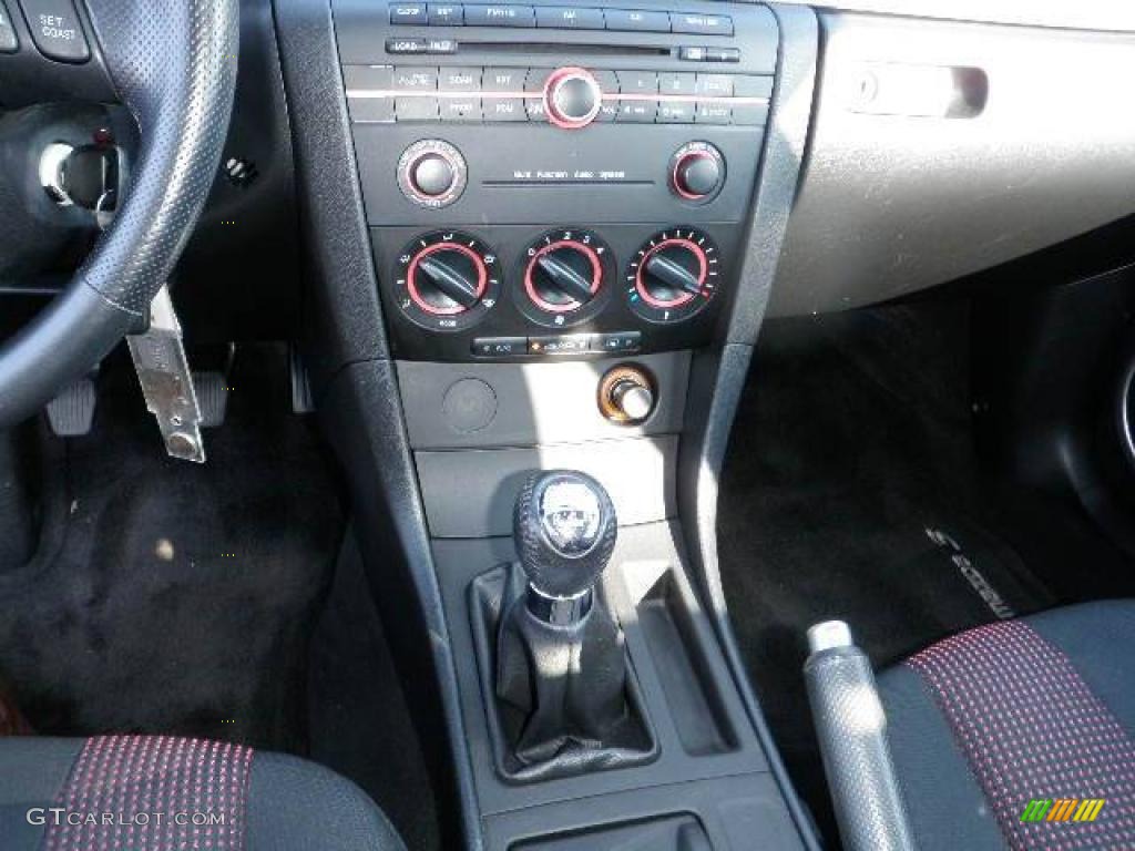 2004 MAZDA3 s Hatchback - Titanium Gray Metallic / Black/Red photo #23
