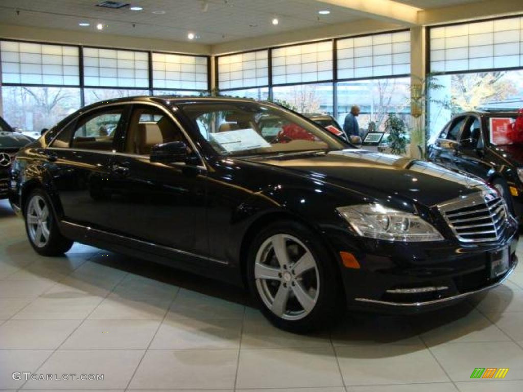 2010 S 550 4Matic Sedan - Majestic Black Metallic / Cashmere/Savanna photo #1