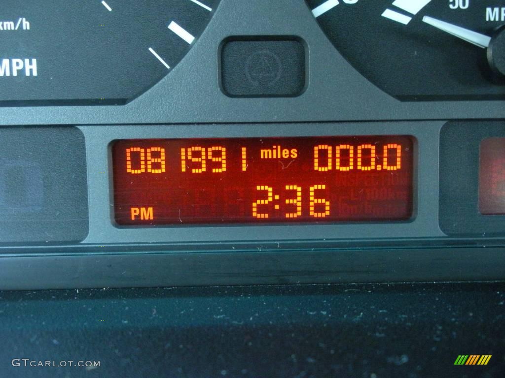 2003 3 Series 325i Sedan - Jet Black / Black photo #20