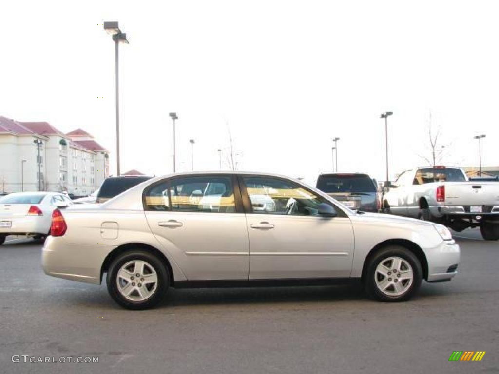 2005 Malibu LS V6 Sedan - Galaxy Silver Metallic / Gray photo #4