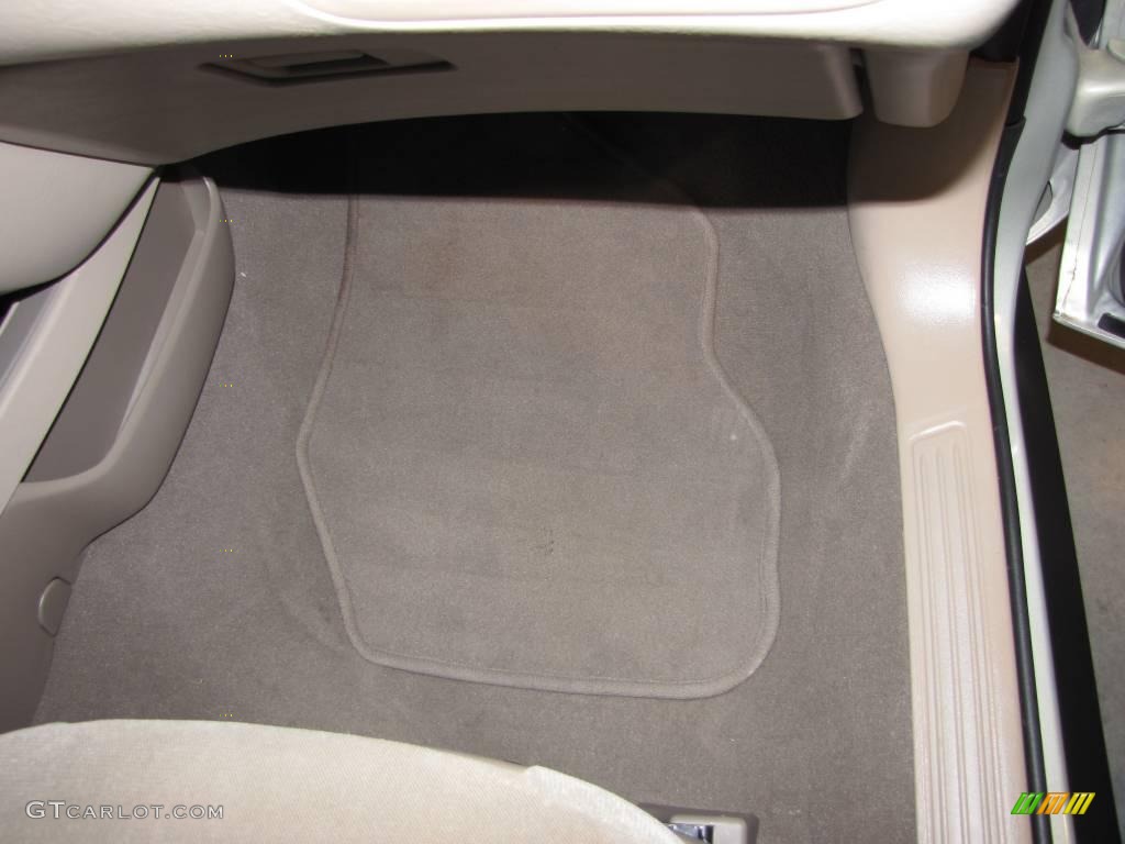 2007 Taurus SE - Gold Ash Metallic / Medium/Dark Pebble photo #17