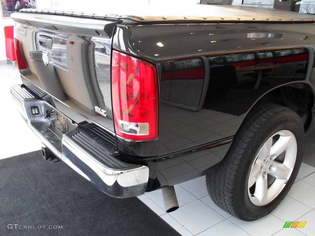 2006 Ram 1500 Big Horn Edition Quad Cab - Brilliant Black Crystal Pearl / Medium Slate Gray photo #10