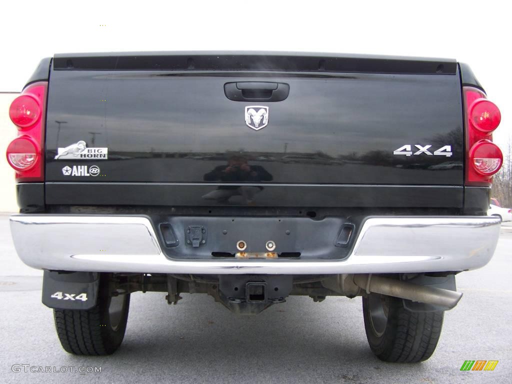 2008 Ram 1500 Big Horn Edition Quad Cab 4x4 - Brilliant Black Crystal Pearl / Medium Slate Gray photo #6