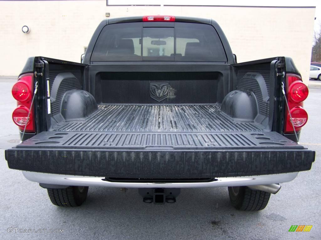 2008 Ram 1500 Big Horn Edition Quad Cab 4x4 - Brilliant Black Crystal Pearl / Medium Slate Gray photo #8