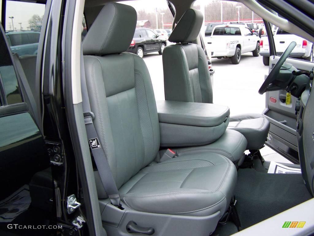 2008 Ram 1500 Big Horn Edition Quad Cab 4x4 - Brilliant Black Crystal Pearl / Medium Slate Gray photo #18
