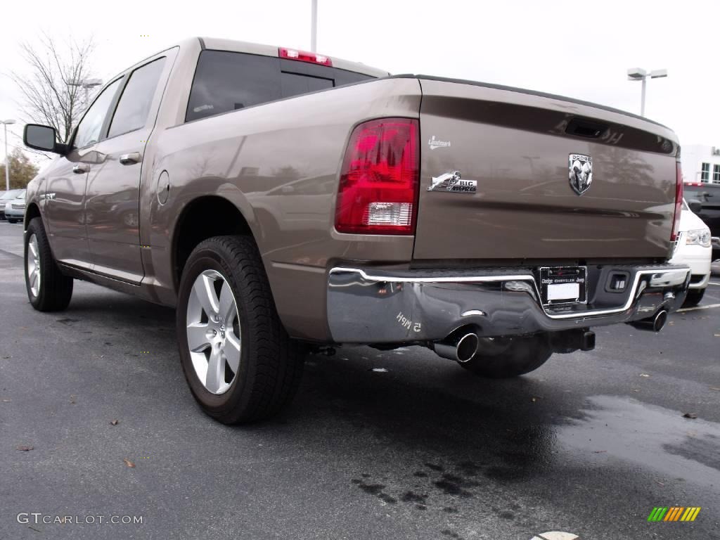 2009 Ram 1500 Big Horn Edition Crew Cab - Austin Tan Pearl / Light Pebble Beige/Bark Brown photo #2