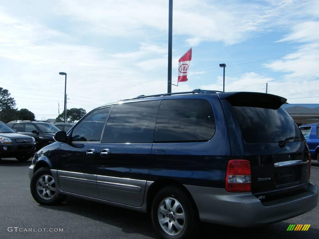 2004 Sedona EX - Imperial Blue / Gray photo #3