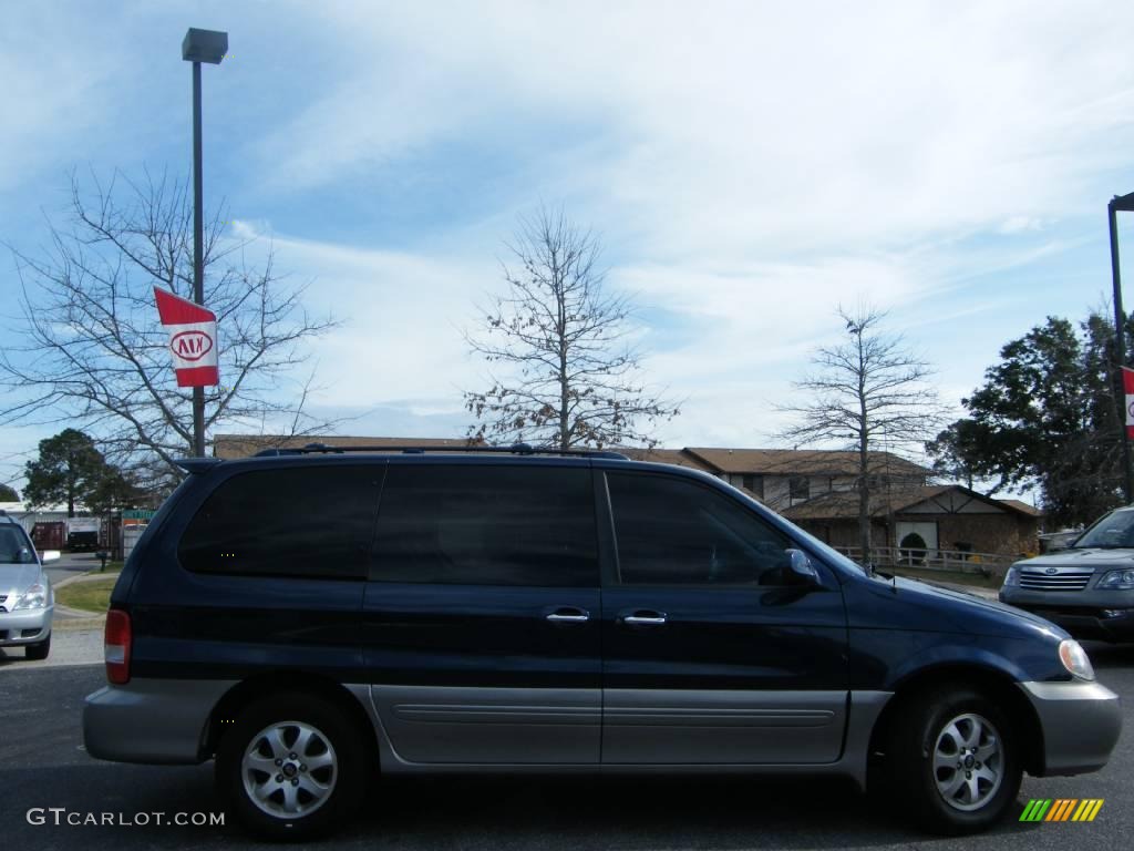 2004 Sedona EX - Imperial Blue / Gray photo #6