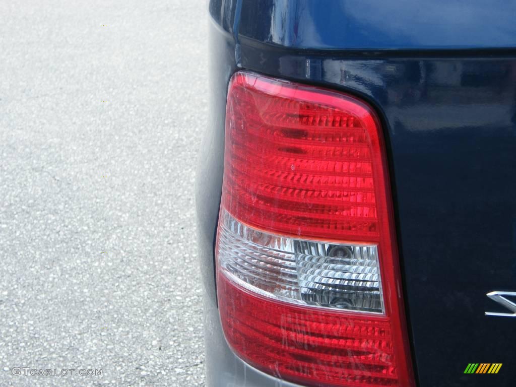 2004 Sedona EX - Imperial Blue / Gray photo #10