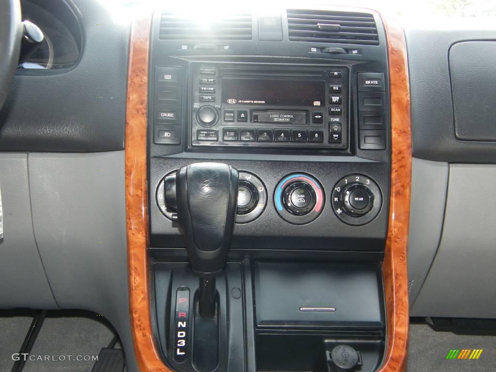 2004 Sedona EX - Imperial Blue / Gray photo #19