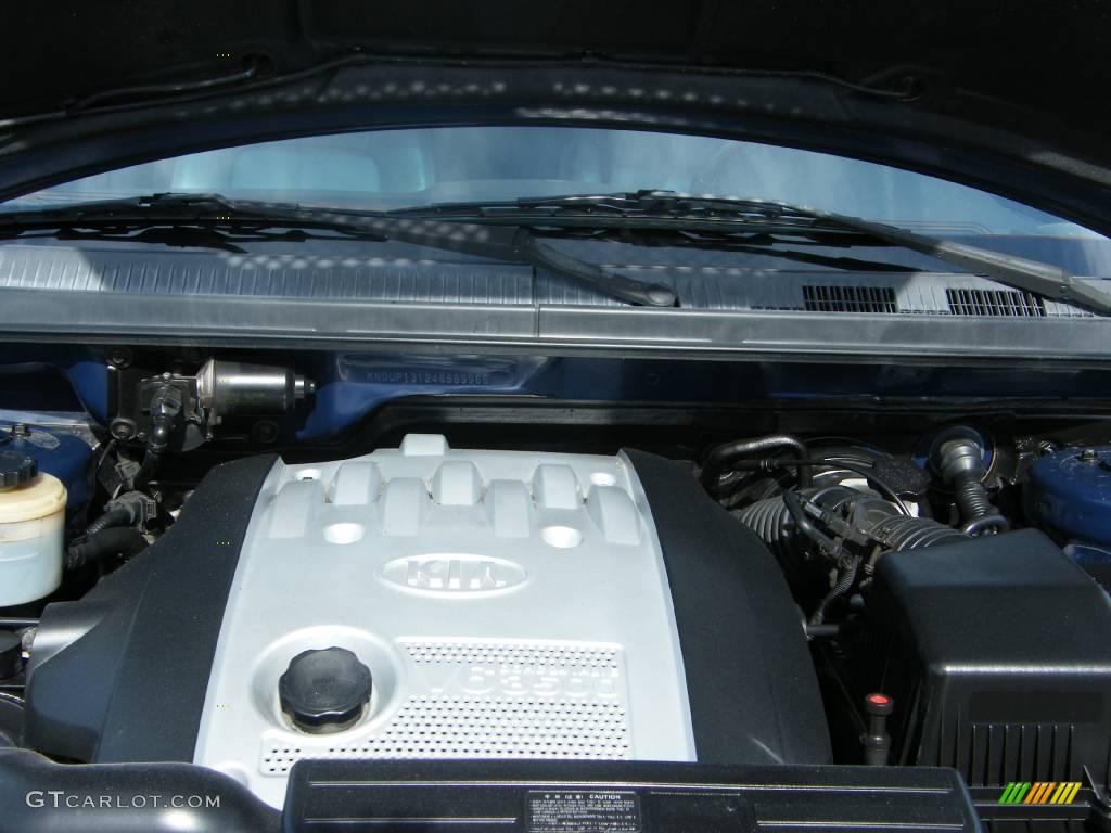 2004 Sedona EX - Imperial Blue / Gray photo #31