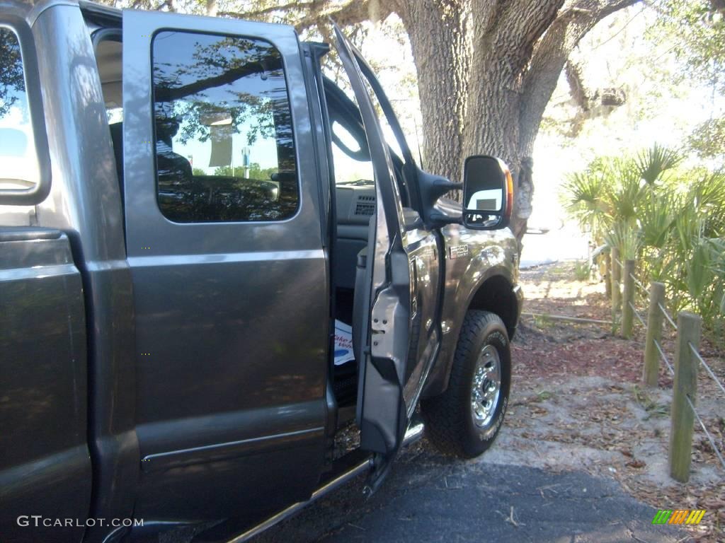 2003 F250 Super Duty FX4 SuperCab 4x4 - Dark Shadow Grey Metallic / Dark Flint Grey photo #21