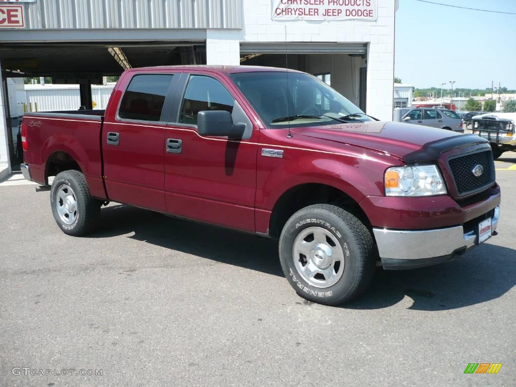 2005 F150 XL SuperCrew 4x4 - Dark Toreador Red Metallic / Tan photo #3