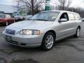 Silver Metallic - V70 2.4 Photo No. 1