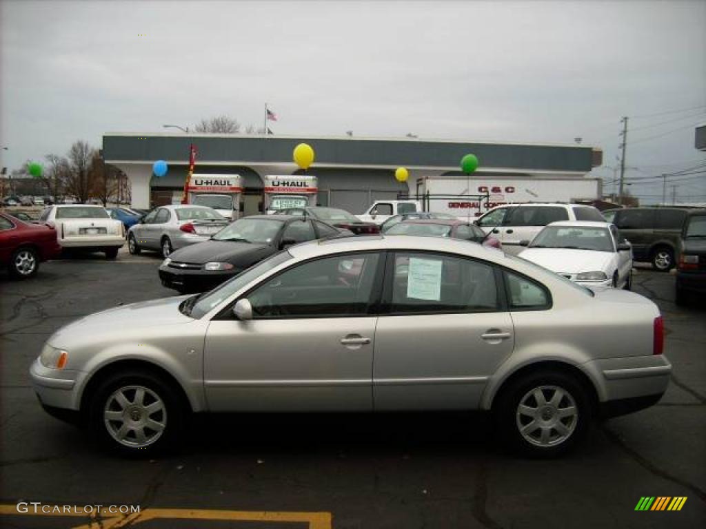 2001 Passat GLS Sedan - Satin Silver Metallic / Gray photo #7