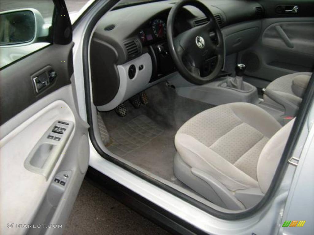 2001 Passat GLS Sedan - Satin Silver Metallic / Gray photo #9