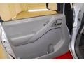 Radiant Silver - Frontier SE King Cab Photo No. 13