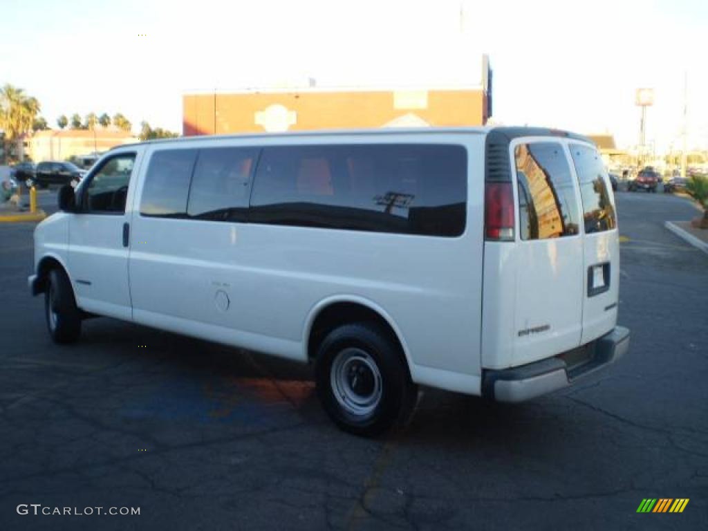 2001 Express 3500 LS Extended Heavy Duty Passenger Van - White / Medium Gray photo #1