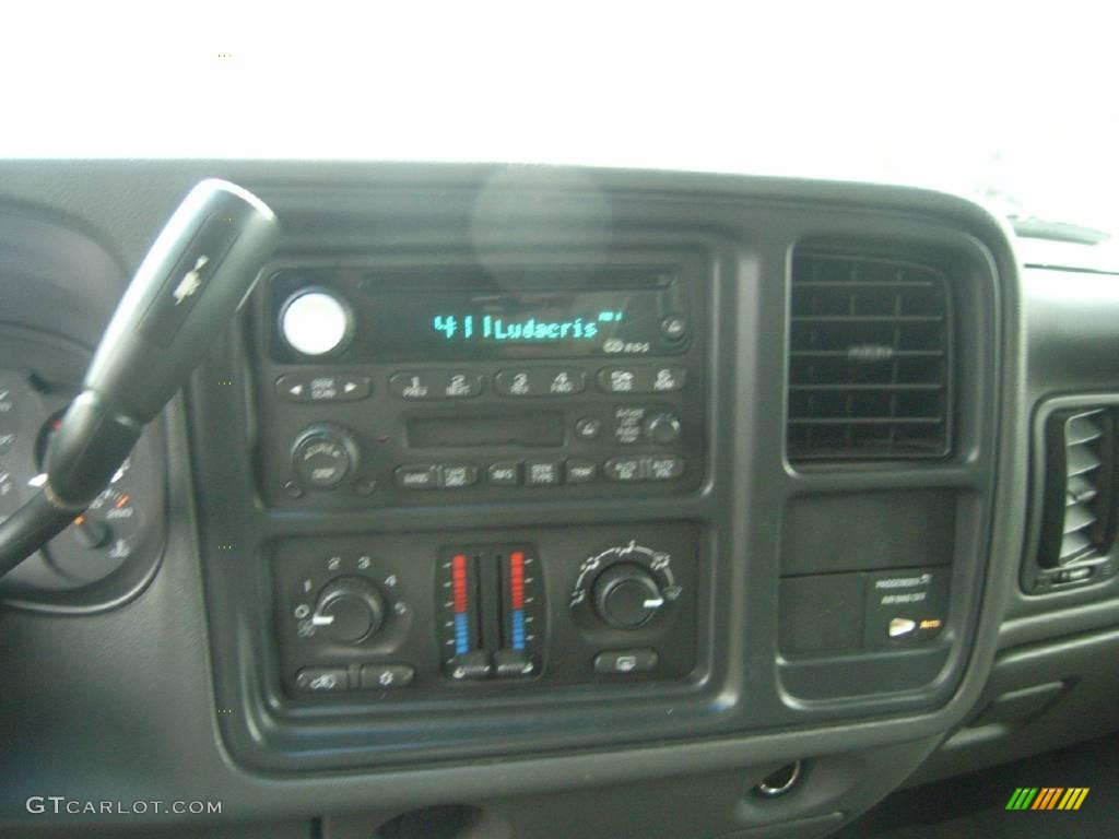 2003 Silverado 1500 LS Extended Cab - Black / Dark Charcoal photo #17