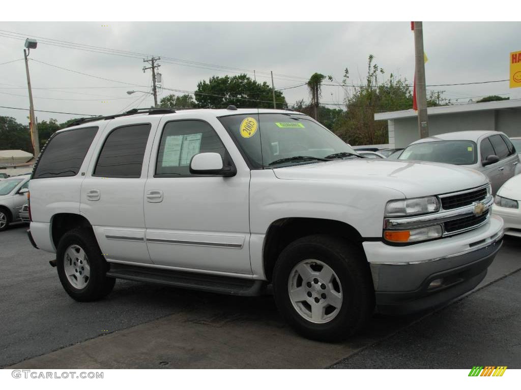 2005 Tahoe LT - Summit White / Gray/Dark Charcoal photo #1