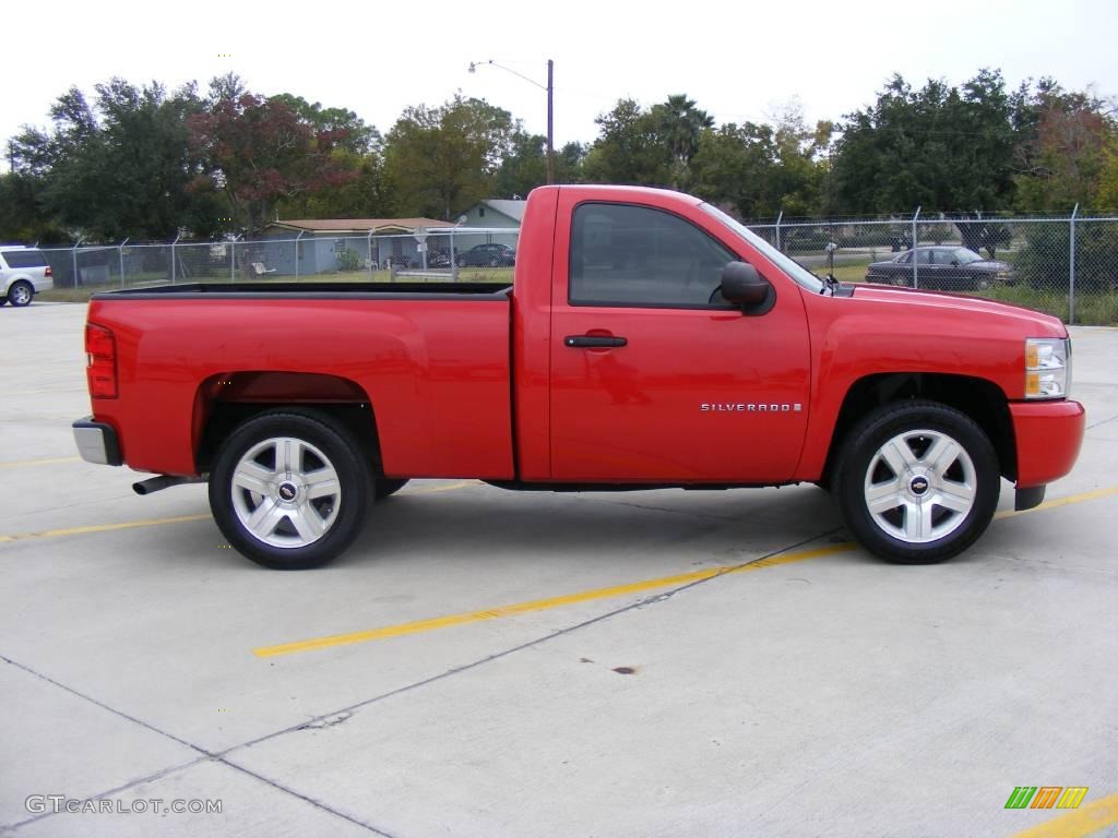 2007 Silverado 1500 LS Regular Cab - Victory Red / Light Titanium/Dark Titanium Gray photo #3