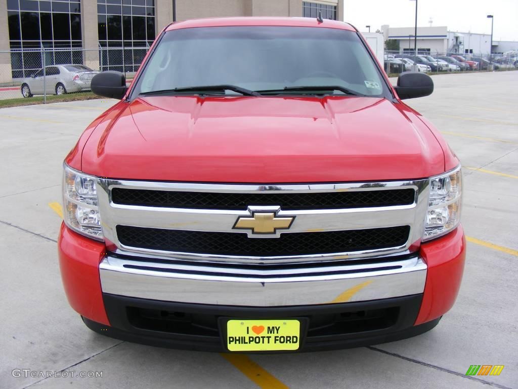 2007 Silverado 1500 LS Regular Cab - Victory Red / Light Titanium/Dark Titanium Gray photo #15