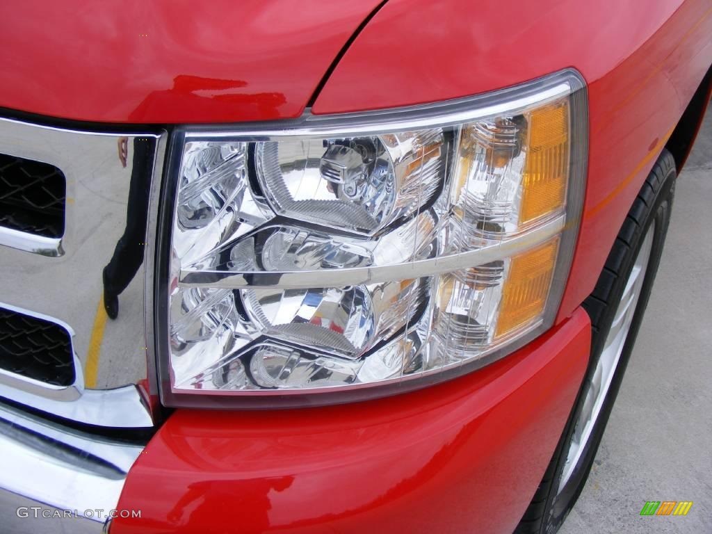 2007 Silverado 1500 LS Regular Cab - Victory Red / Light Titanium/Dark Titanium Gray photo #20