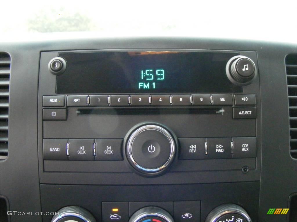 2007 Silverado 1500 LS Regular Cab - Victory Red / Light Titanium/Dark Titanium Gray photo #68