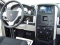 2010 Brilliant Black Crystal Pearl Dodge Grand Caravan SXT  photo #19