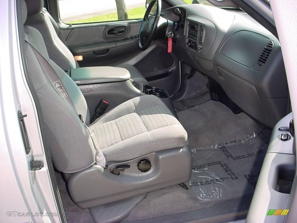 2002 F150 XLT SuperCab - Silver Metallic / Medium Graphite photo #12