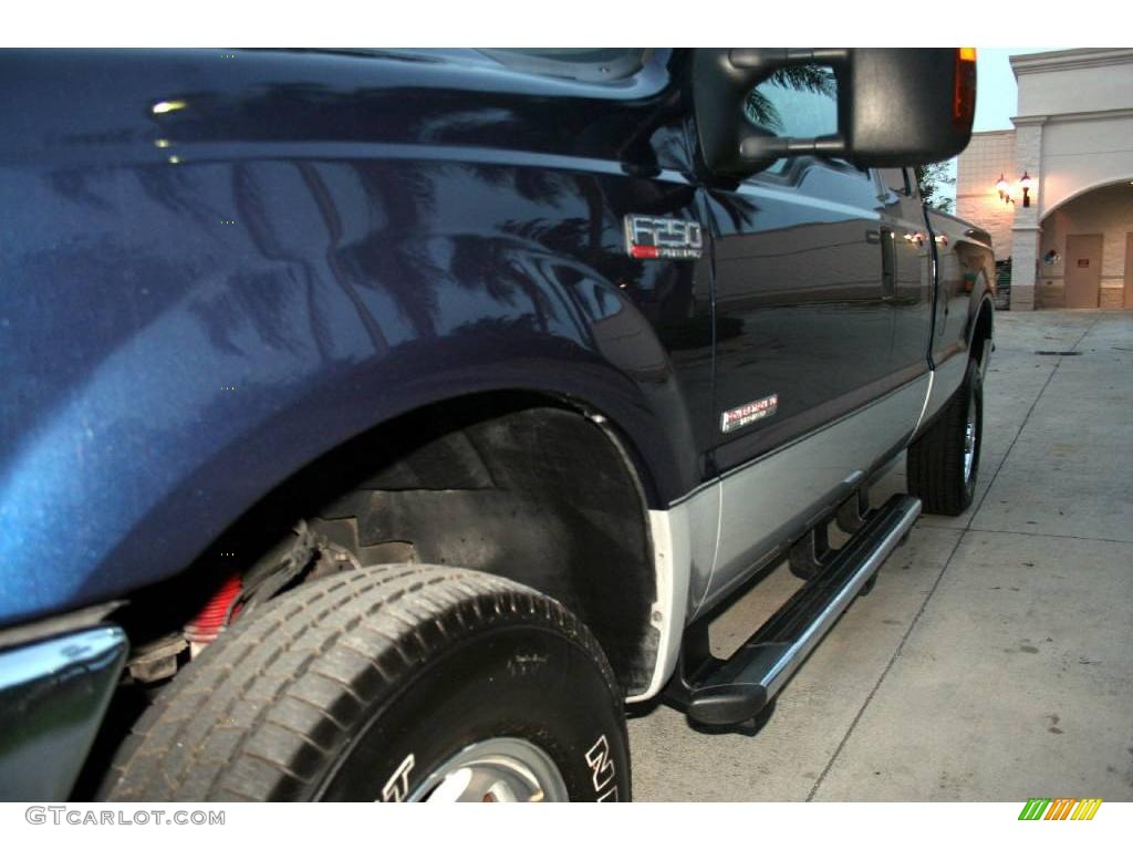 2004 F250 Super Duty Lariat SuperCab 4x4 - True Blue Metallic / Medium Flint photo #11