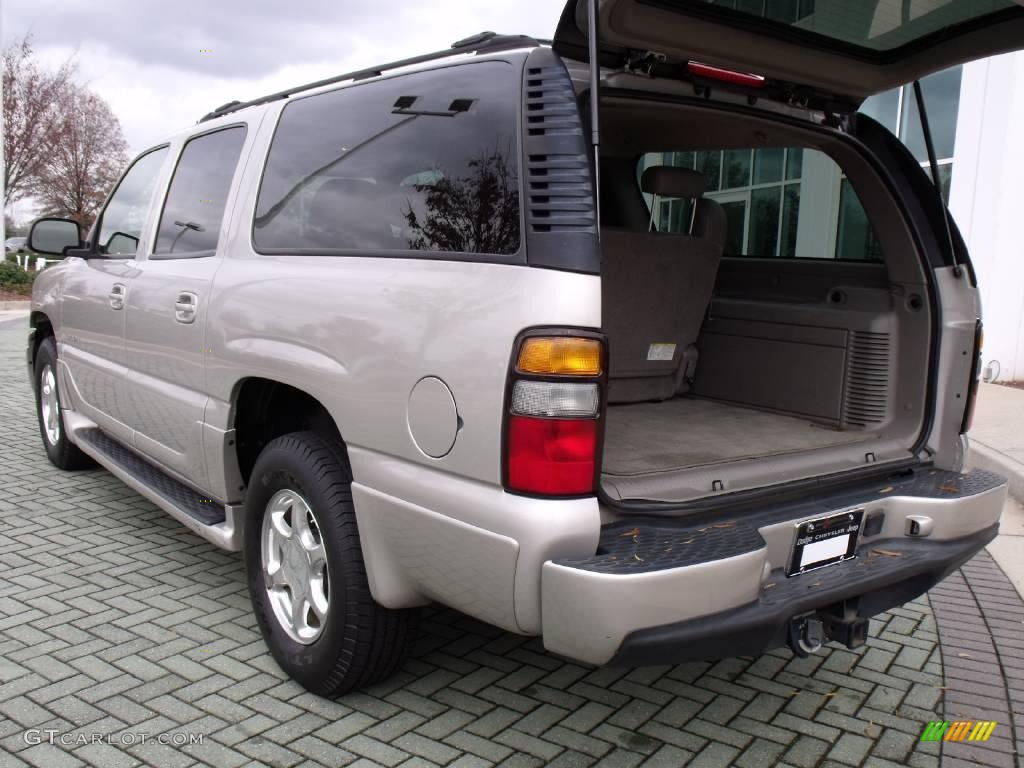 2004 Yukon XL Denali AWD - Silver Birch Metallic / Stone Gray photo #16