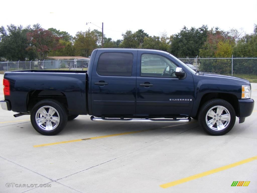 2008 Silverado 1500 LT Crew Cab - Dark Blue Metallic / Light Titanium/Ebony Accents photo #2