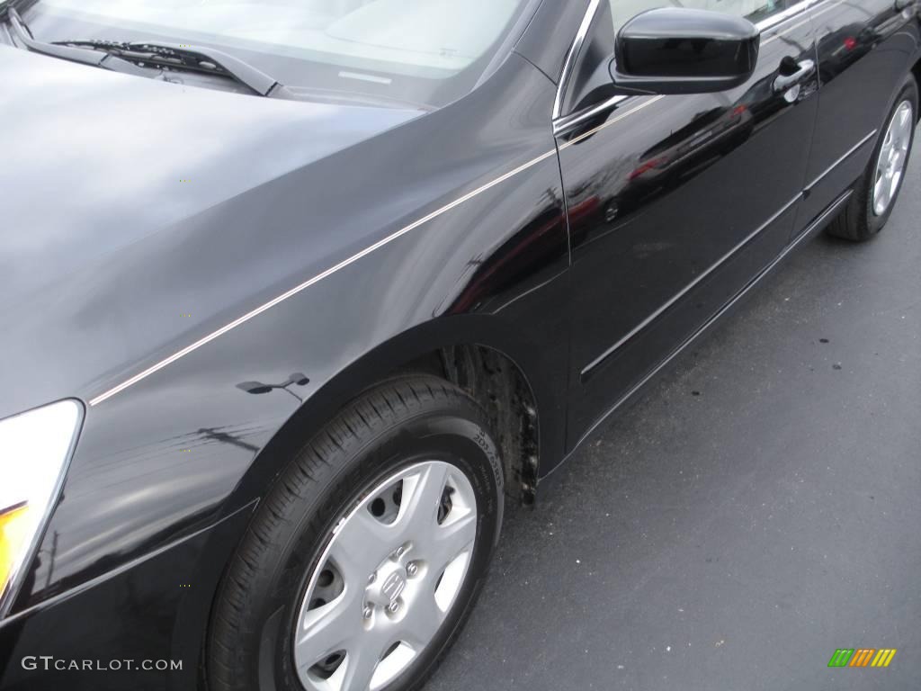 2006 Accord LX Sedan - Nighthawk Black Pearl / Ivory photo #10