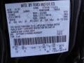 Black - F350 Super Duty XLT Regular Cab 4x4 Photo No. 23