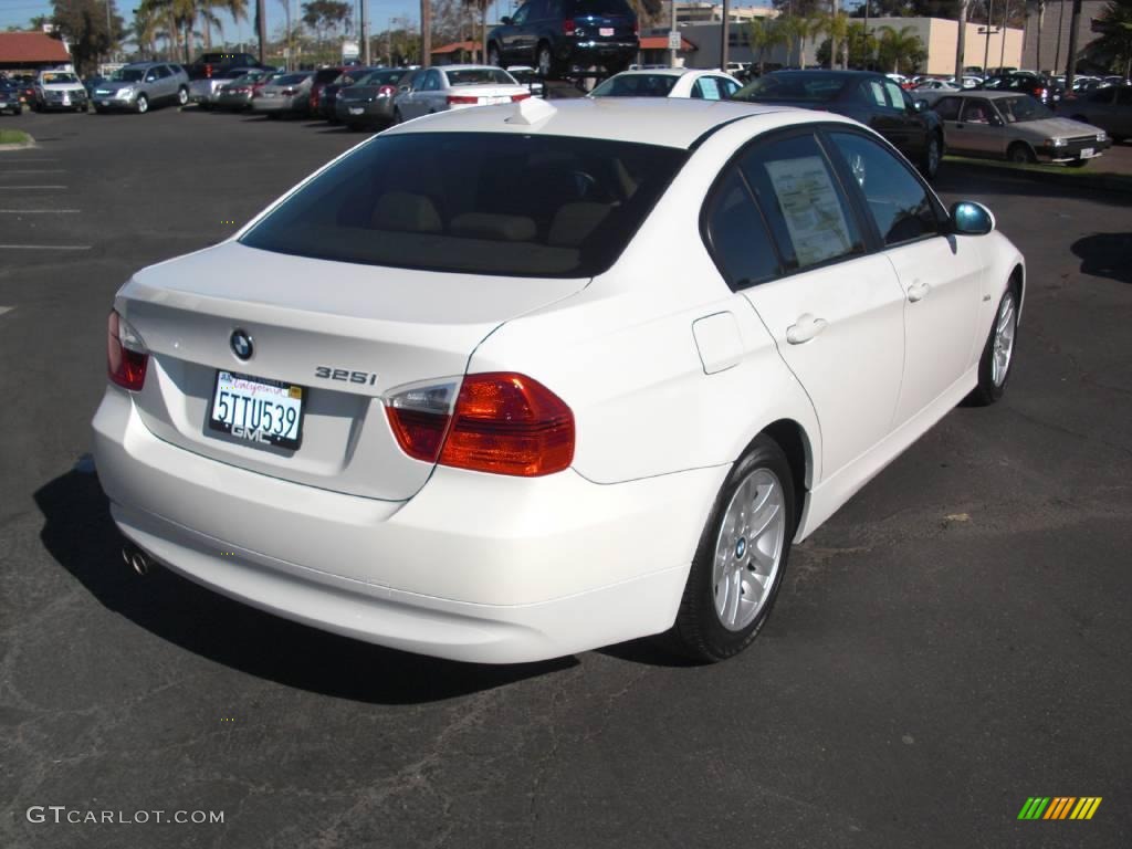 2006 3 Series 325i Sedan - Alpine White / Beige photo #2