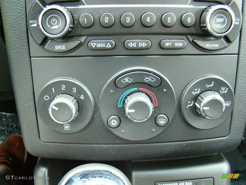 2009 G6 GT Sedan - Summit White / Ebony photo #20