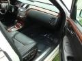 White Diamond - DTS Sedan Photo No. 19