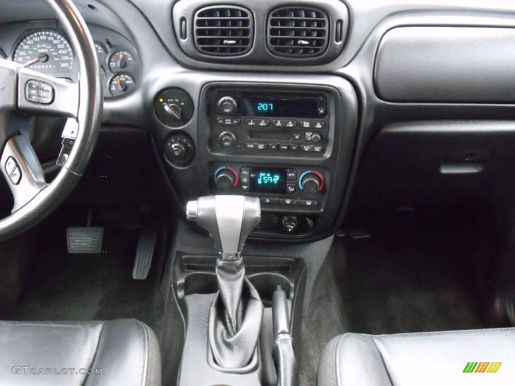 2006 TrailBlazer LT 4x4 - Silver Blue Metallic / Ebony photo #23