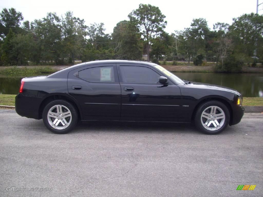 2007 Brilliant Black Crystal Pearl Dodge Charger R T