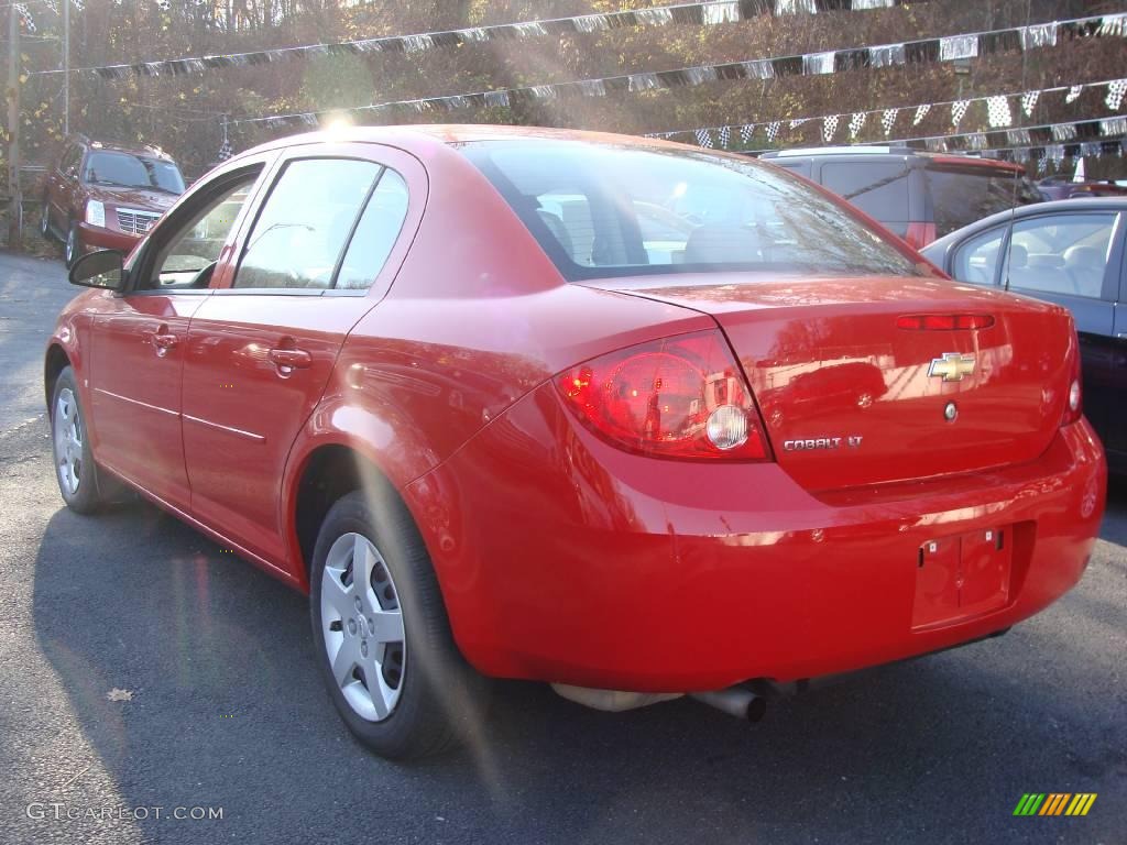 2008 Cobalt LT Sedan - Victory Red / Gray photo #7