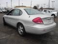 2005 Silver Frost Metallic Ford Taurus SE  photo #3