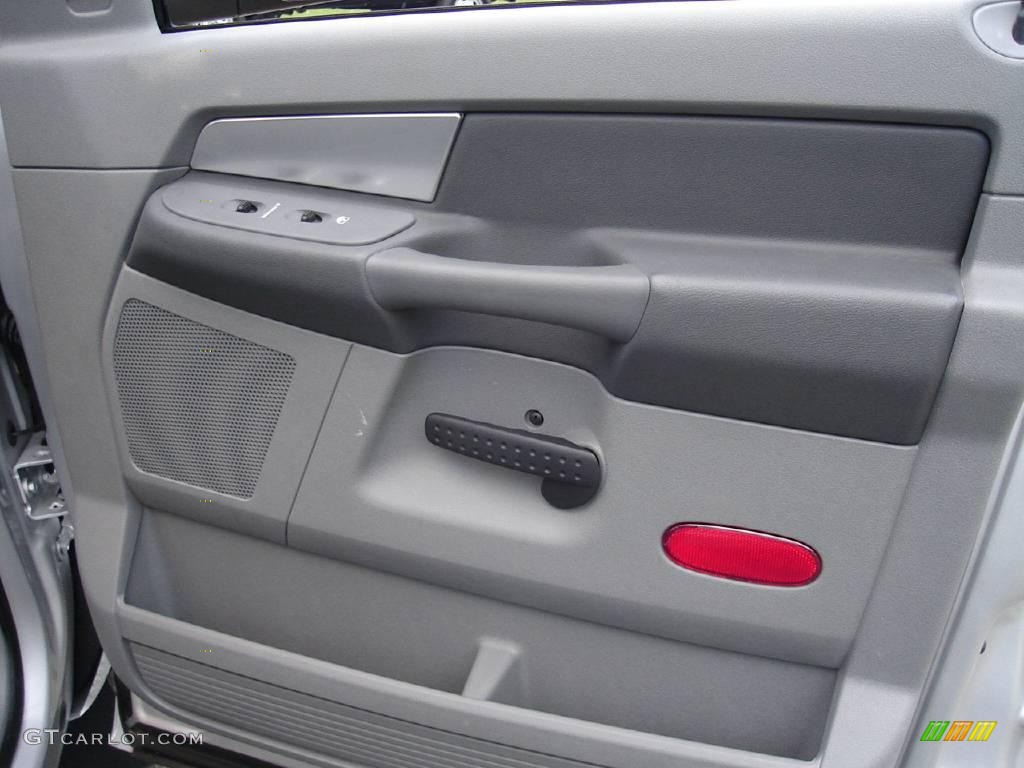 2007 Ram 1500 Big Horn Edition Quad Cab 4x4 - Bright Silver Metallic / Medium Slate Gray photo #22