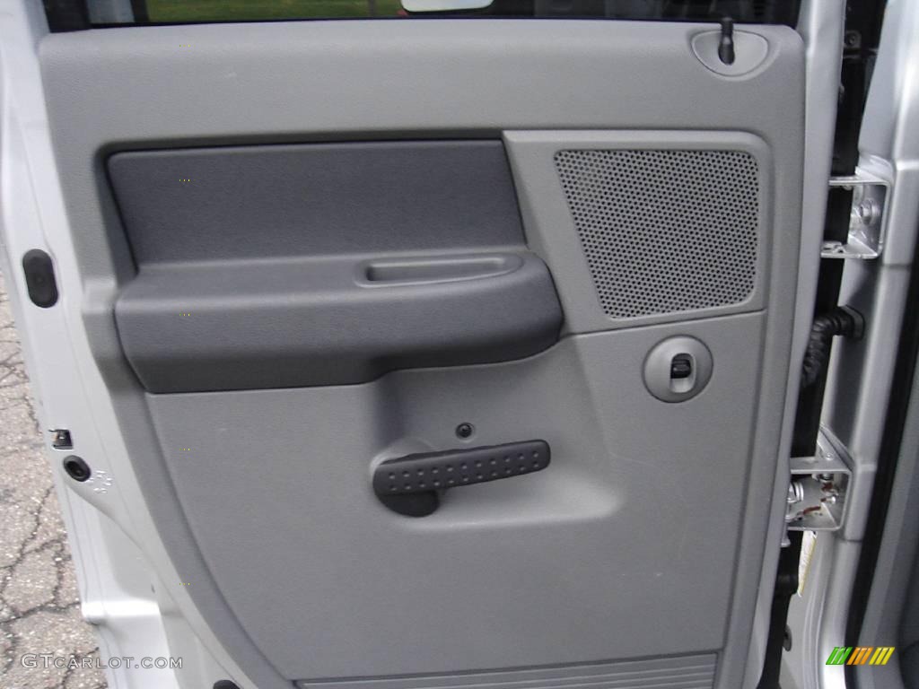 2007 Ram 1500 Big Horn Edition Quad Cab 4x4 - Bright Silver Metallic / Medium Slate Gray photo #24