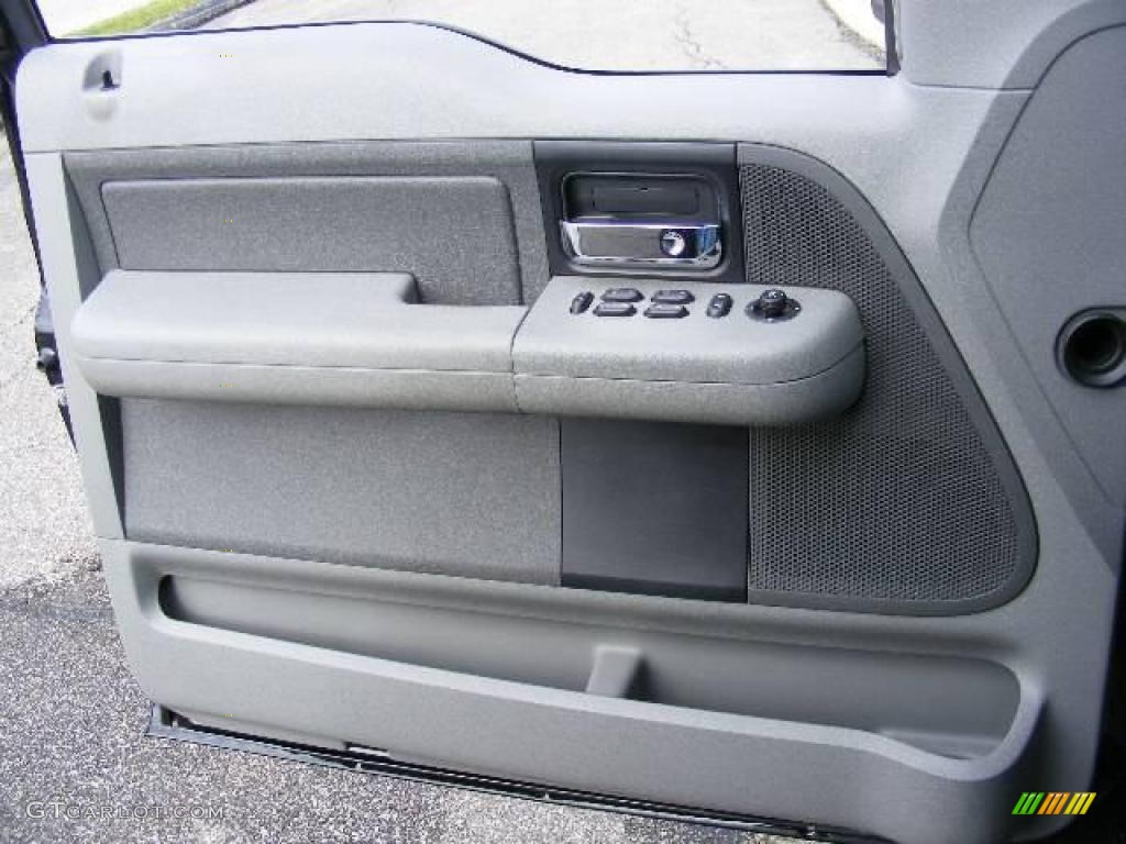 2006 F150 XLT SuperCab 4x4 - Black / Medium/Dark Flint photo #23