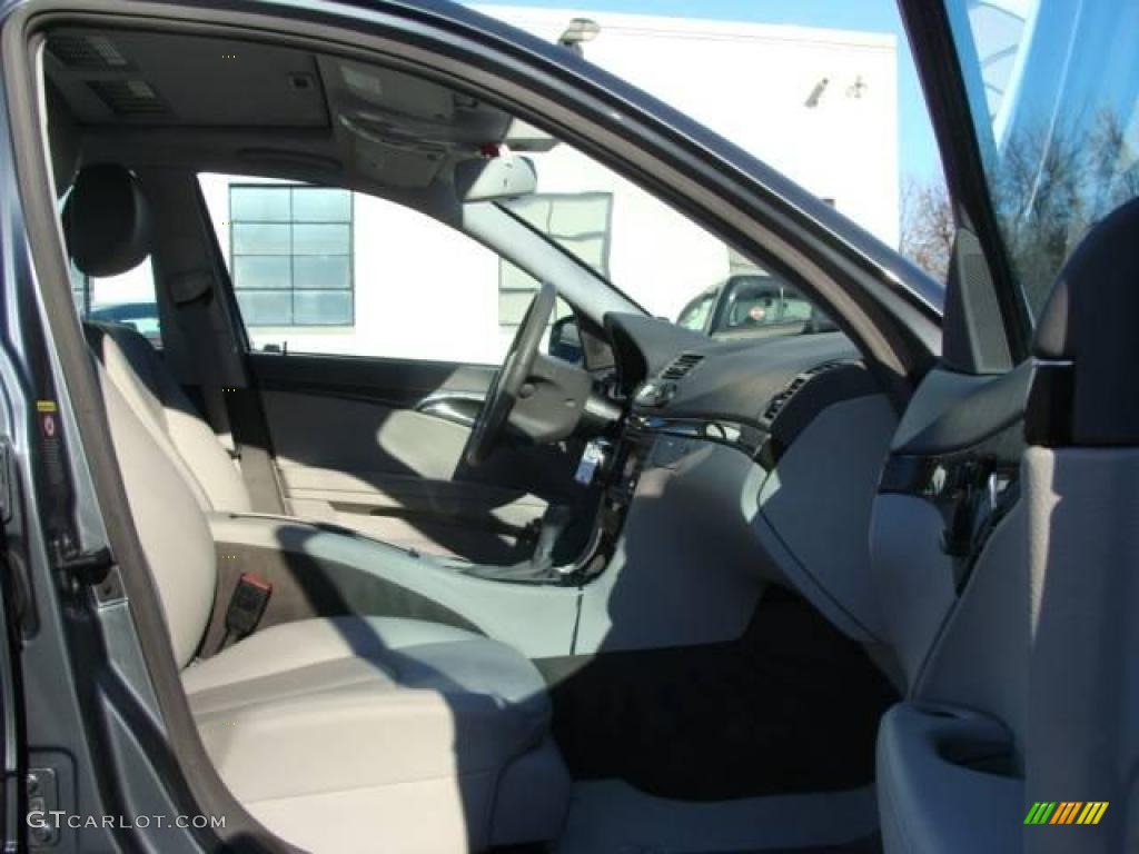 2008 E 350 4Matic Sedan - Flint Grey Metallic / Ash photo #9