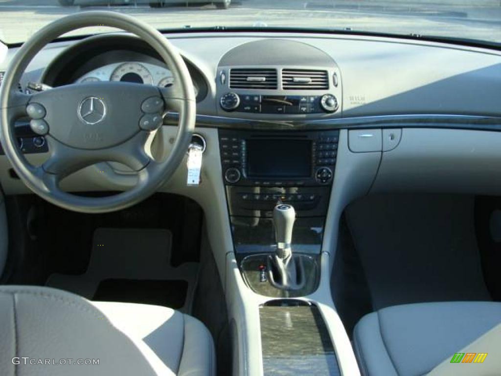 2008 E 350 4Matic Sedan - Flint Grey Metallic / Ash photo #10