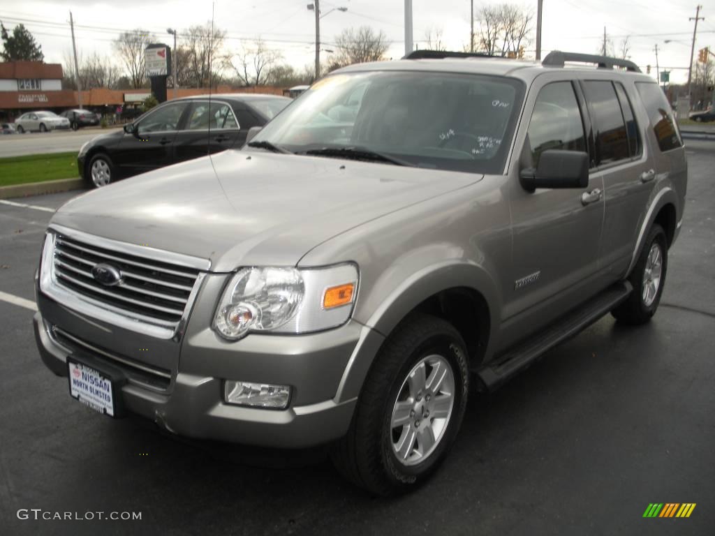 2008 Explorer XLT 4x4 - Vapor Silver Metallic / Black/Stone photo #1